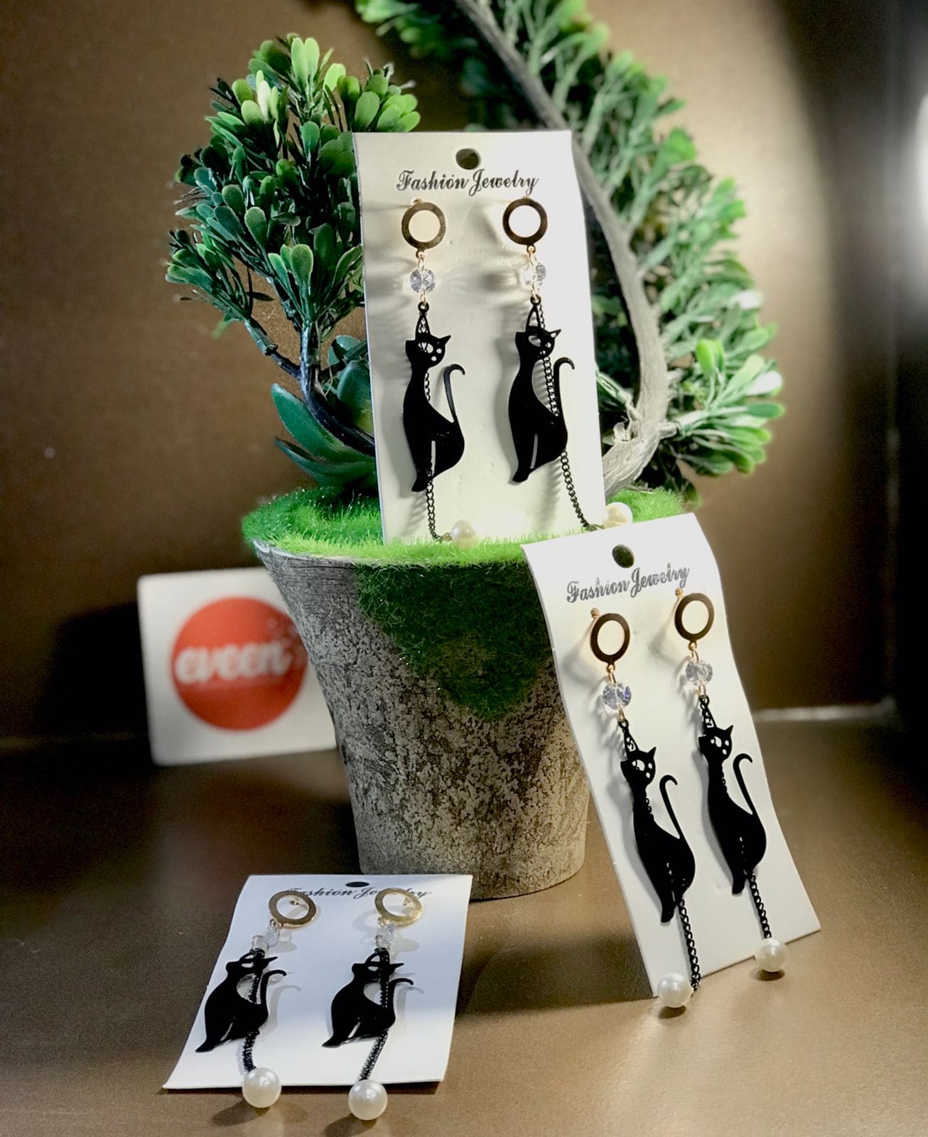 Trendy Cat Women Drop Earrings, Elegant Fashionable Dangle Pearl Earrings Jewellery For Women Trendy Cat Women Drop Earrings, Elegant Fashionable Dangle Pearl Earrings Jewellery For Women